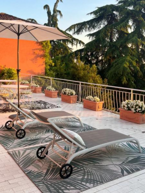Villa House and Garden B&B Montichiari